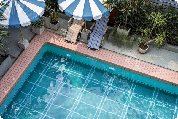 Construction et pose de piscine : quelles étapes prévoir pour votre projet ?