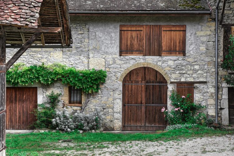 Comment négocier le prix de votre ravalement de façade avec un artisan ?